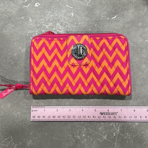 Vera Bradley Turnlock Wallet in Ziggy Zags - Picture 3 of 9